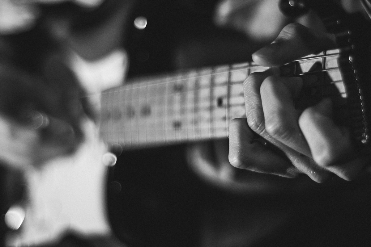 Improve Your Double Stop Chops with These 8 Free Guitar Lessons