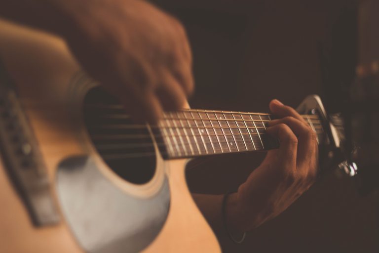 Best Acoustic Guitars Under 300