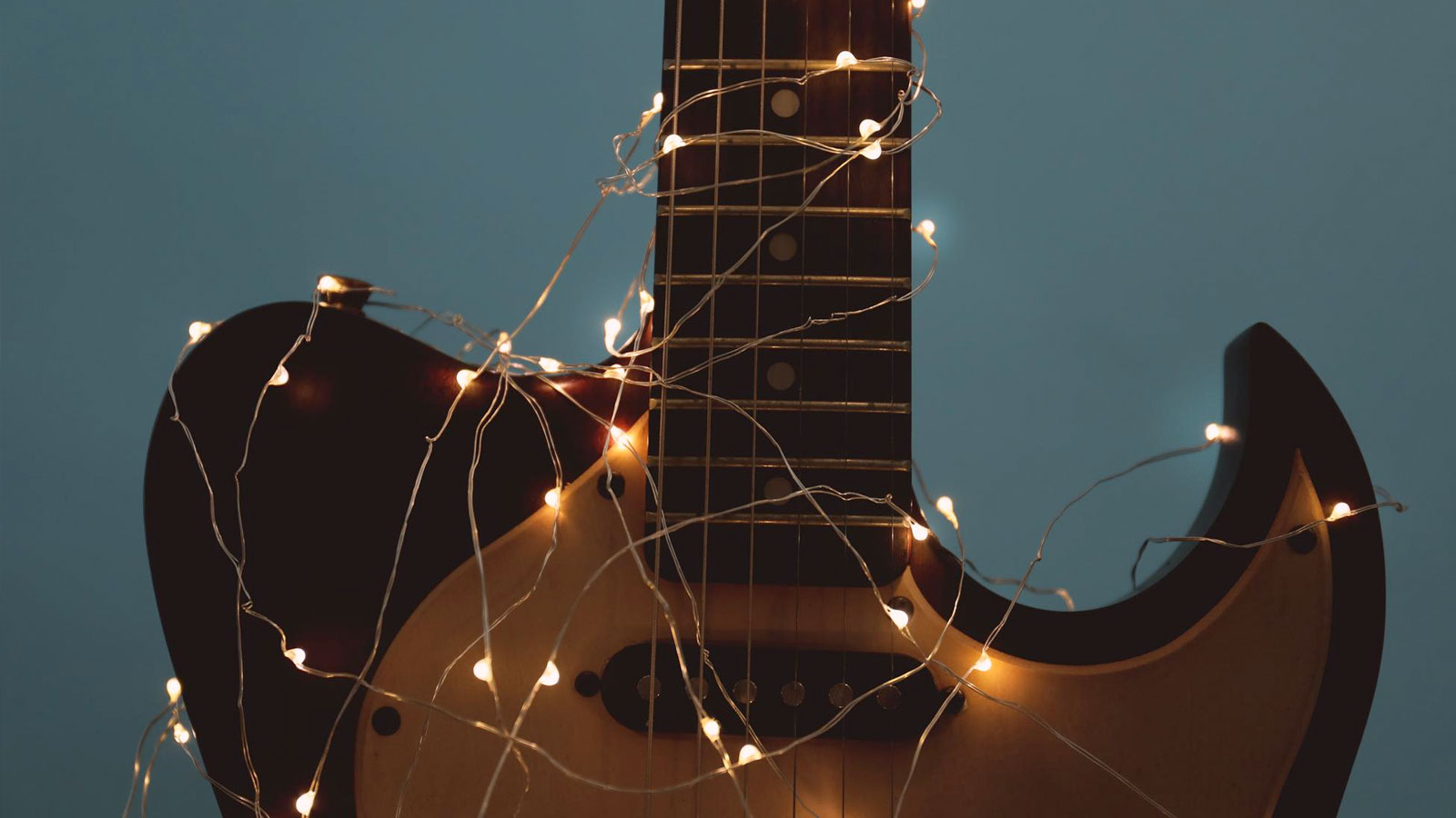 Electric Guitar - Christmas - TrueFire